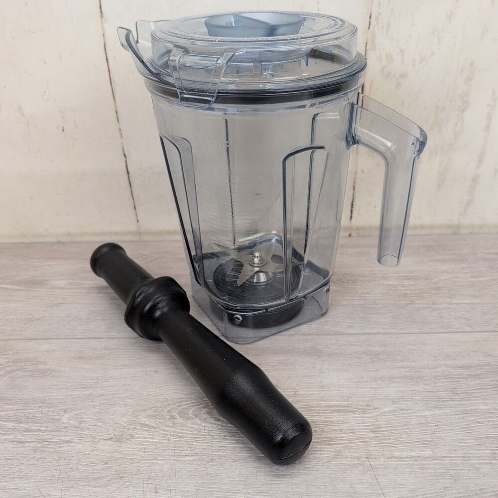 VITAMIX Aerating Disc Container Pitcher W/ Lid & Blades  64OZ 120204 C OEM